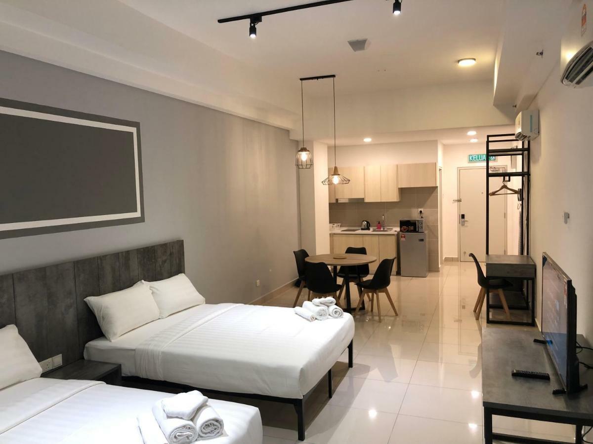 Vivo suites by SubHome Kuala Lumpur Exterior foto