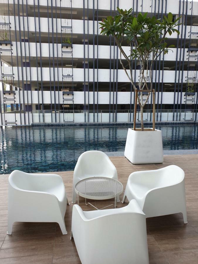 Vivo suites by SubHome Kuala Lumpur Exterior foto